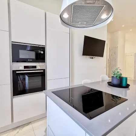 Le Massenet By Guys Ницца